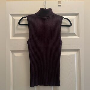 Sleeveless Ribbed Knit Top - Purple (plum)